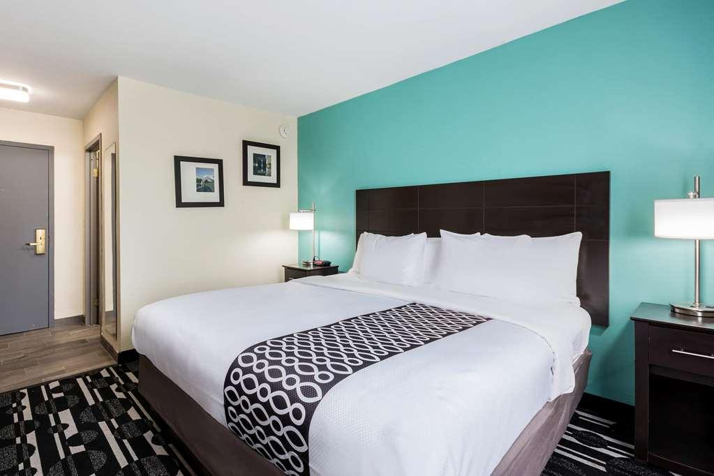 Baymont By Wyndham Oklahoma City Bricktown Szoba fotó